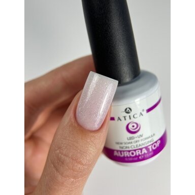 Atica Aurora Top Coat NC – blizgantis viršutinis sluoksnis be lipnumo, 15 ml