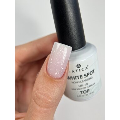 Atica White Spot Top Coat NC  – viršutinis sluoksnis su baltais taškeliai be lipnumo, 15 ml